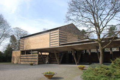 Neue Trauerhalle, gebaut von Schaller
