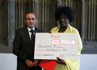 Tayfun Keltek, Vorsitzender des Integrationsrates der Stadt Köln, und Elisabeth Rugaju (&copy; Till Muellenmeister)