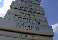 Bücherstapel (© PantherMedia)