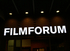 Filmforum im Museum Ludwig bei Nacht (© FilmInitiativ Köln e. V.)