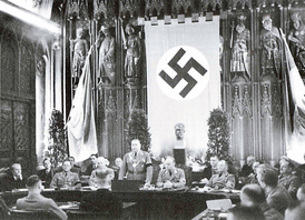 Sitzung des Rates der Stadt Köln am 1. Oktober 1935 (© Rheinisches Bildarchiv)