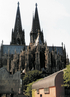 Die Chorseite des Doms mit Bauten des Museums Ludwig (© Stadt Köln)