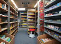 Bücherbus Innenansicht (&copy; Carl Victor Dahmen)