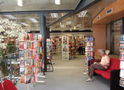 Stadtteilbibliothek Mülheim - Romanabteilung (© Stadt Köln/Erika Roettgen)