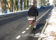 Neuer Schutzstreifen auf der Mielenforster Straße (&copy; Stadt Köln/Peter Lemke)