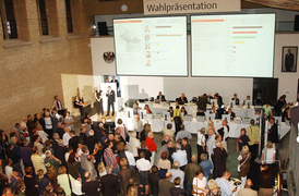 Blick in die Piazetta des historischen Rathauses (&copy; Schiestel 2009)