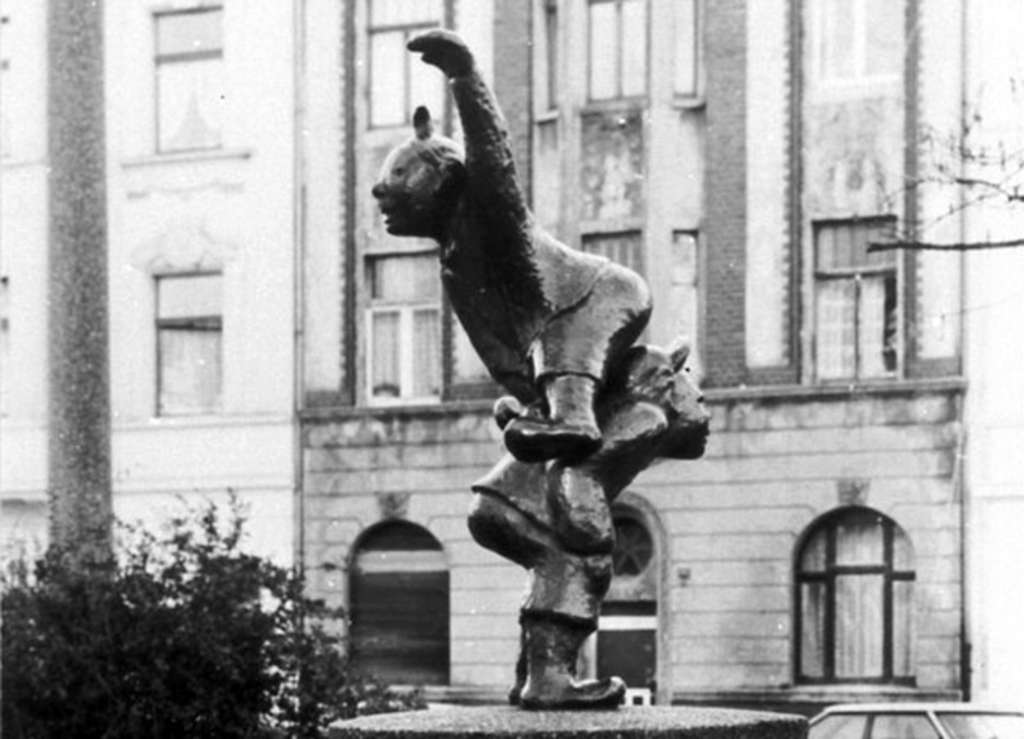 Max und Moritz-Brunnen in Neuehrenfeld, 1960, RBA MF207515