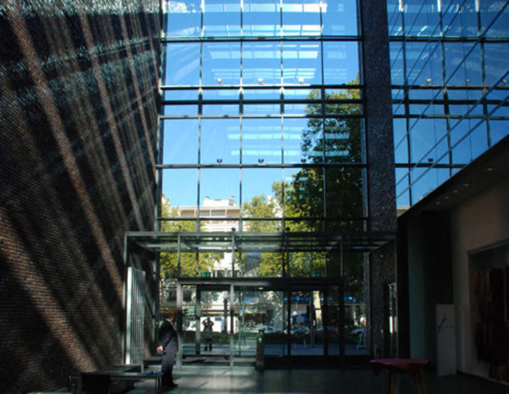 Eingangsbereich des Kulturquartiers am Neumarkt in Altstadt/Süd