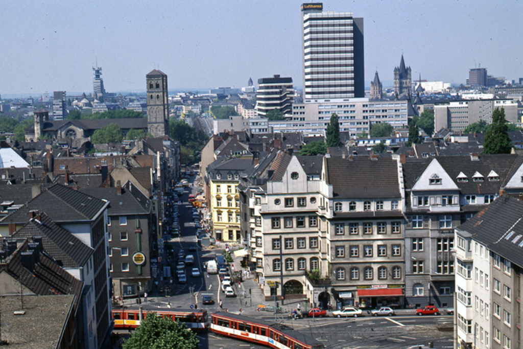 Deutzer Freiheit in Deutz, Link auf Stadtentwicklungskonzept Wohnen - Stadt Köln