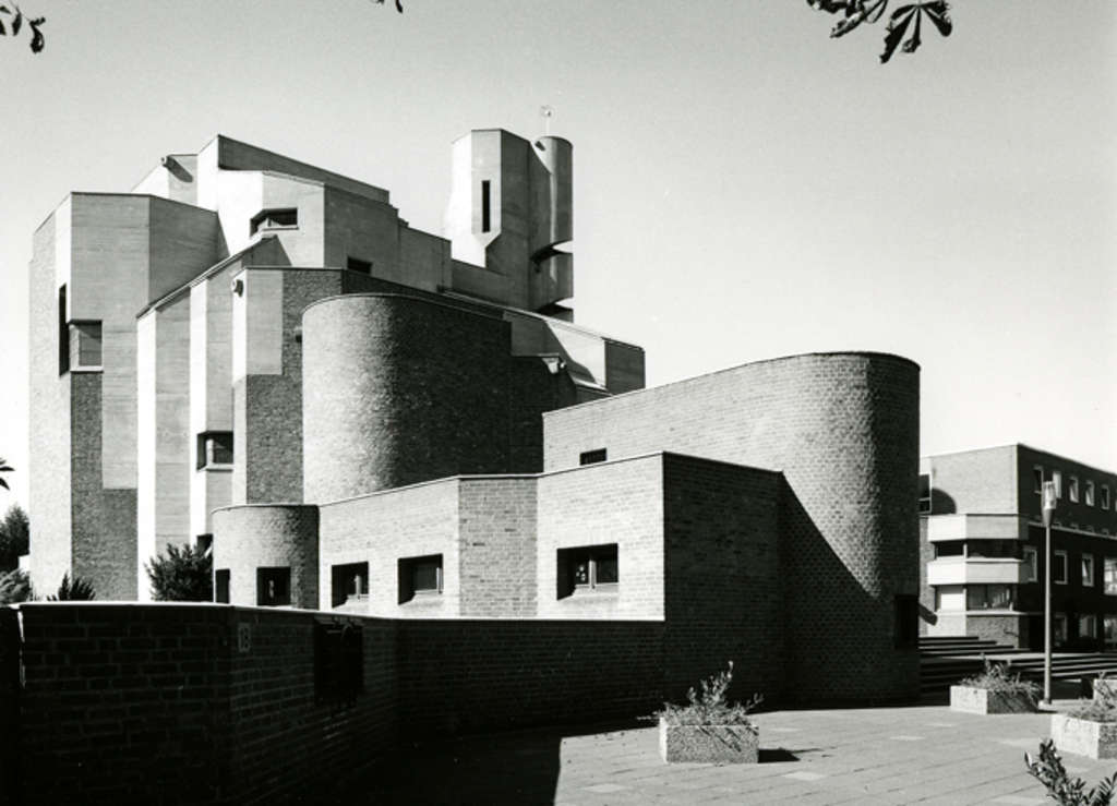 Christi Auferstehung in Lindenthal