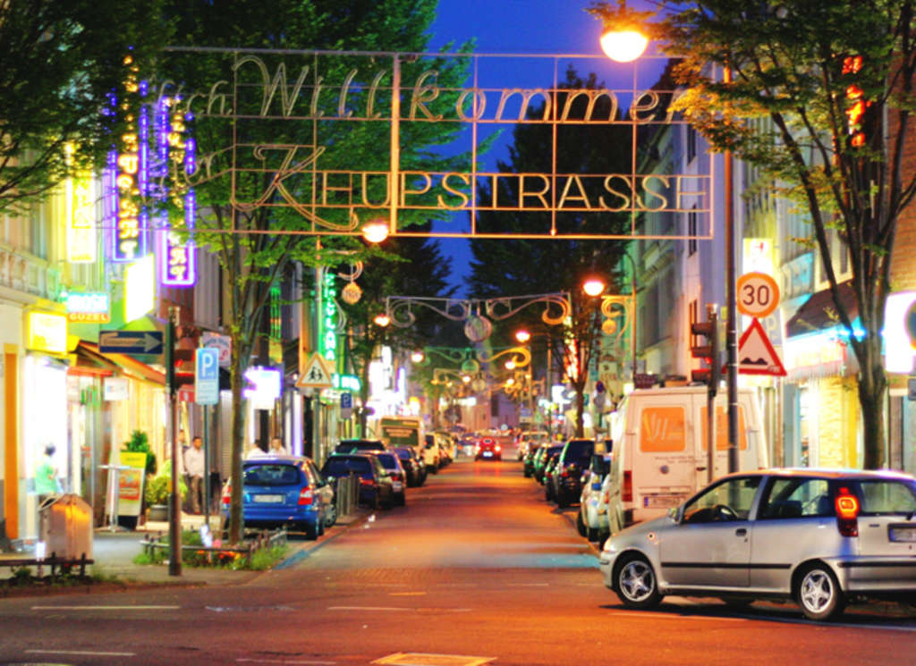 Die Keupstraße bei Nacht - Platz 3 des Fotowettbewerbs "Dein Müllheim"