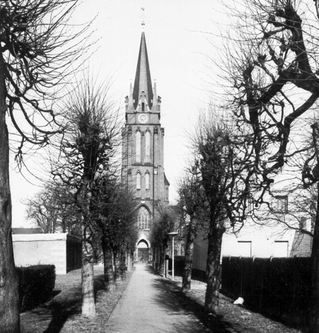 Sankt Laurentius in Ensen, 1980, RBA MFL005563 03