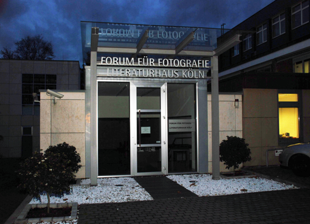 Forum für Fotografie und Literaturhaus Köln in Bayenthal