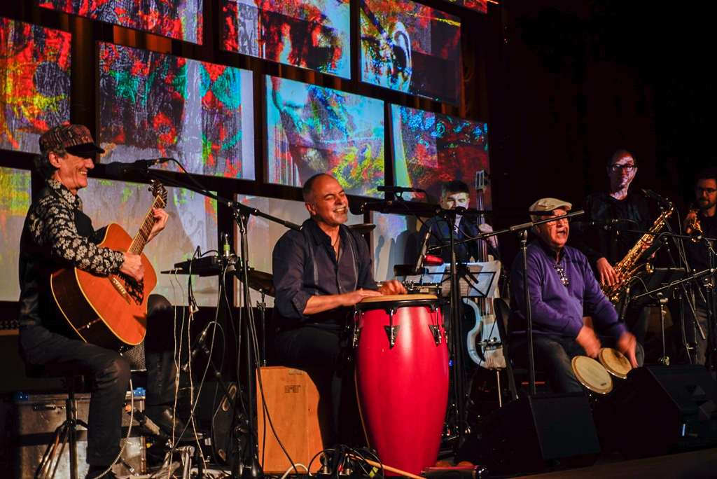 "Pluriversum": Stimmen aus aller Welt – Diskurse für eine gerechte Zukunft