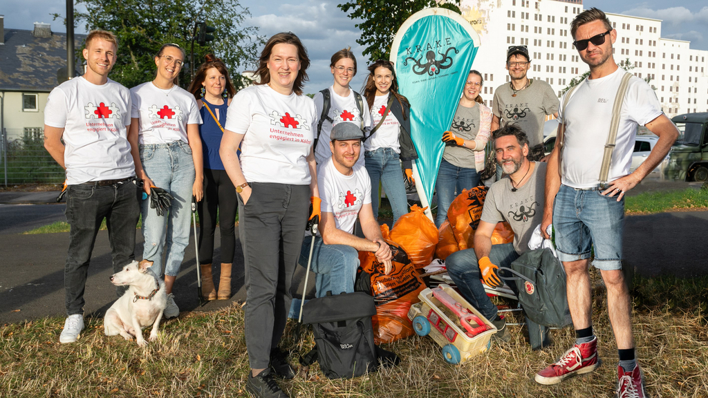 Gruppenfoto: Mitarbeitende der Svea Solar engagieren sich bei KRAKE e. V.