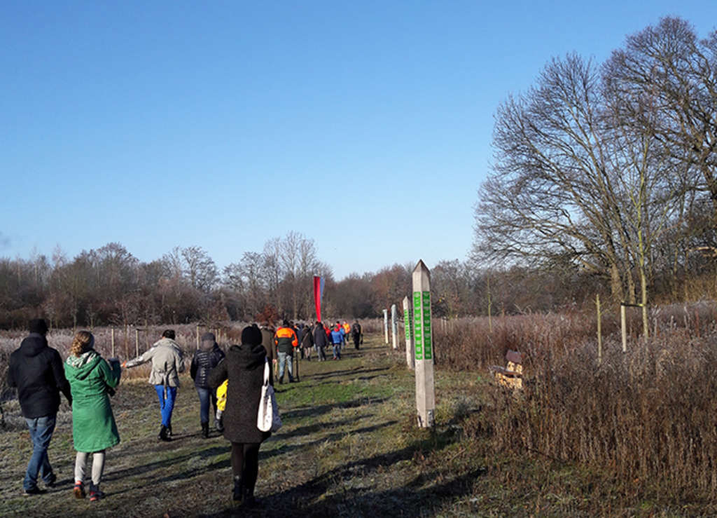 Baum statt Brautstrauch - Stelen