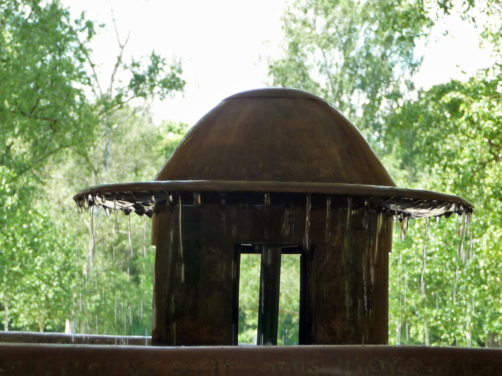 Fritz-Encke-Platz Brunnen