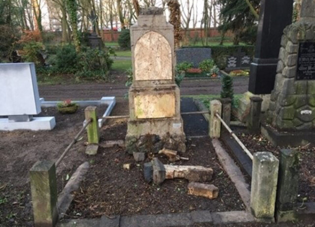 Denkmalgeschützes Grab