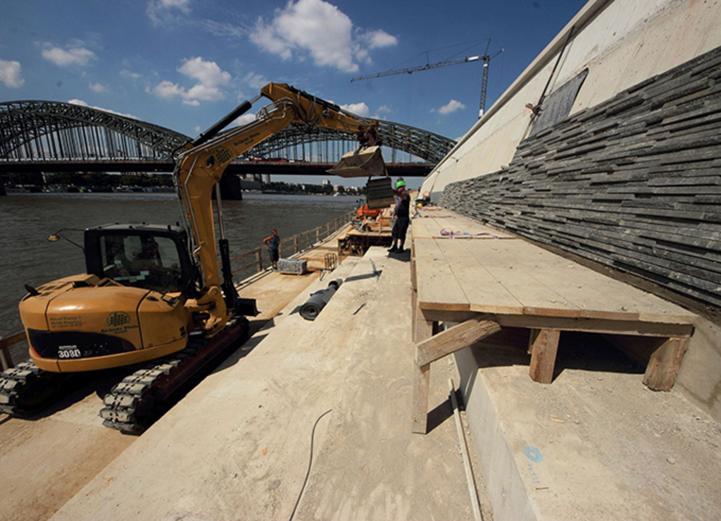 Rheinboulevard Juli 2014