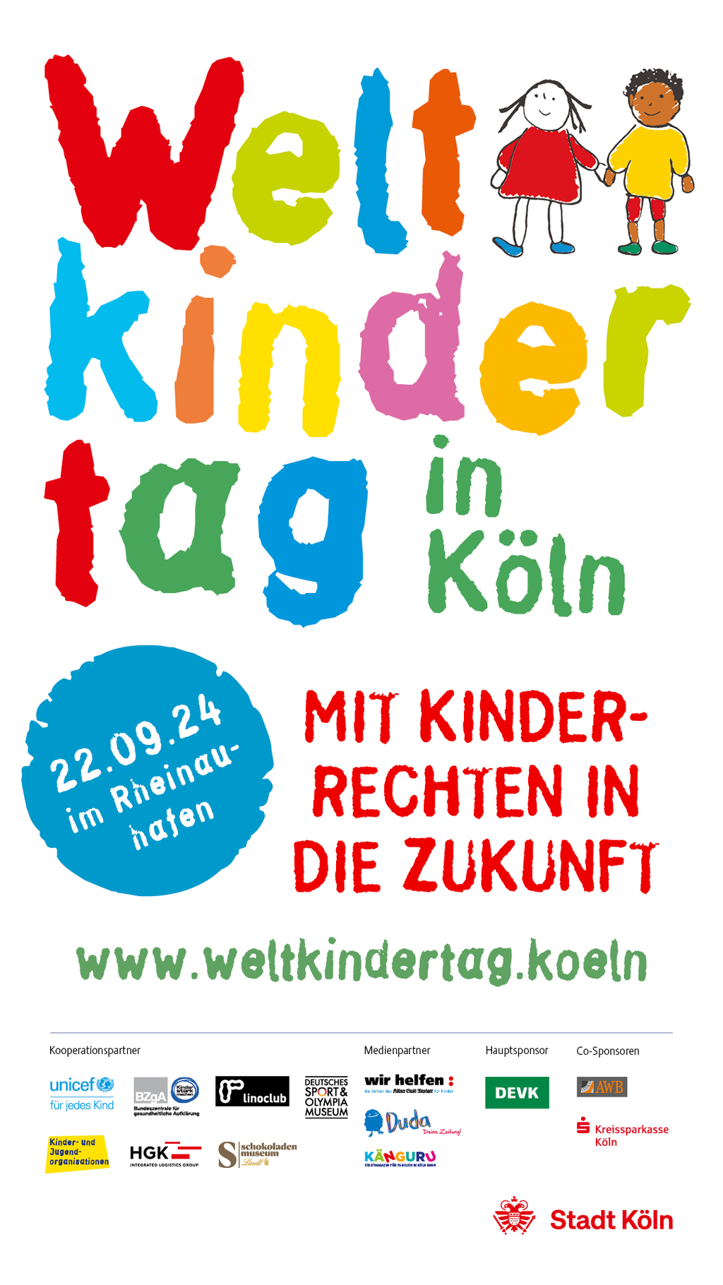 Schriftzug Weltkindertag in Köln am 22.09.2024 im Rheinauhafen unter dem Motto Mit Kinderrechten in die Zukunft.
