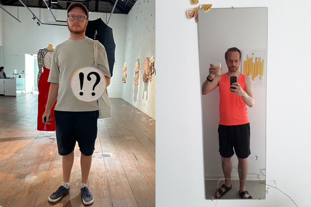 Collage mit zwei Fotos. Links: Mann hält eine Schild in der Hand auf dem ein Ausrufe- und Fragezeichen zu sehen ist. Recht: Mann hält ein Glas in die Höhe mit einer brauen Flüssigkeit. Er fotografiert sich selbst mit einem Hand über einen Spiegel. 