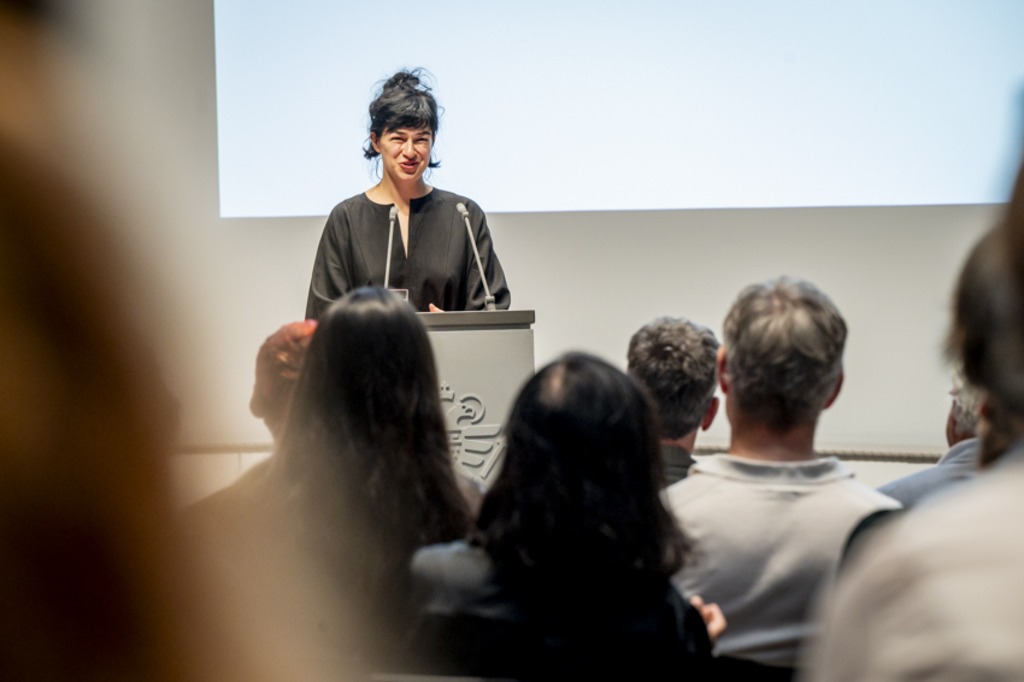 Cristiana Cott Negoescu bei ihrer Dankesrede