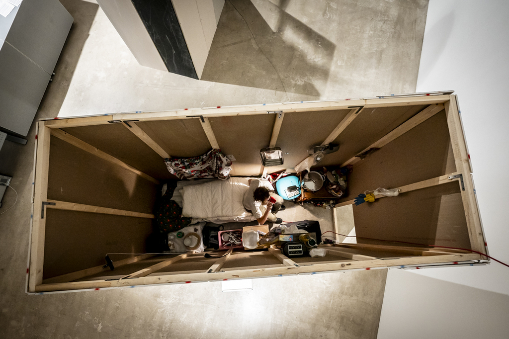 Die Installation wirft Fragen auf, was Heimat bedeutet