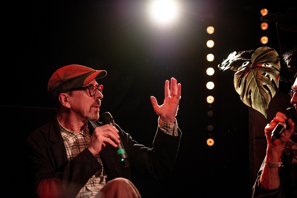 Hans Nieswandt gibt spannende Einblicke in die Act-Geschichte