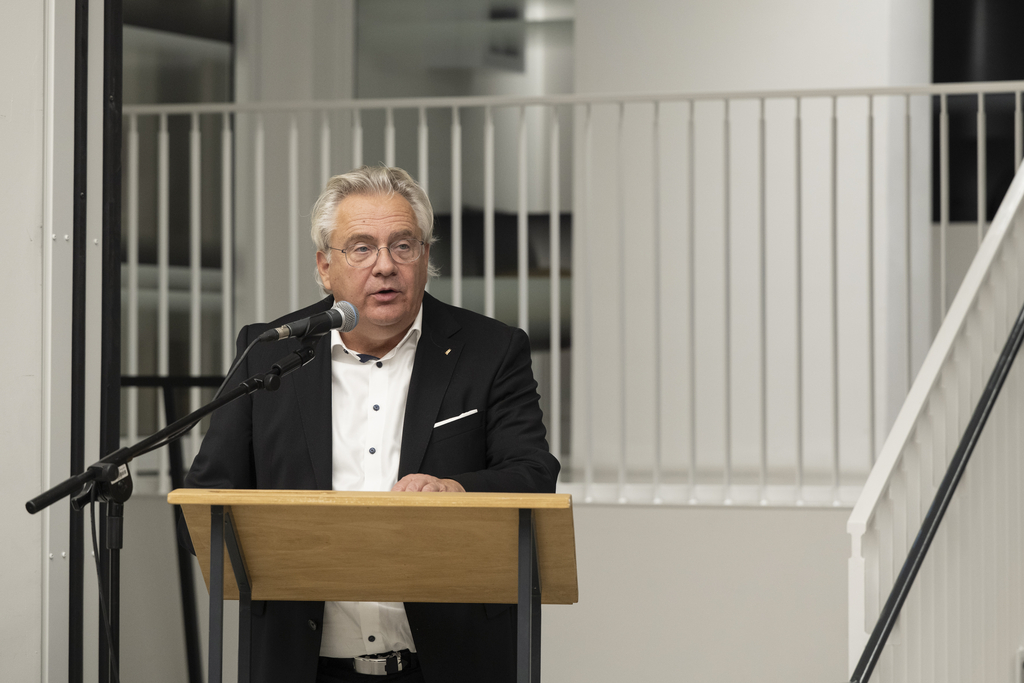 Foto von Bürgermeister Dr. Elster am Rednerpult