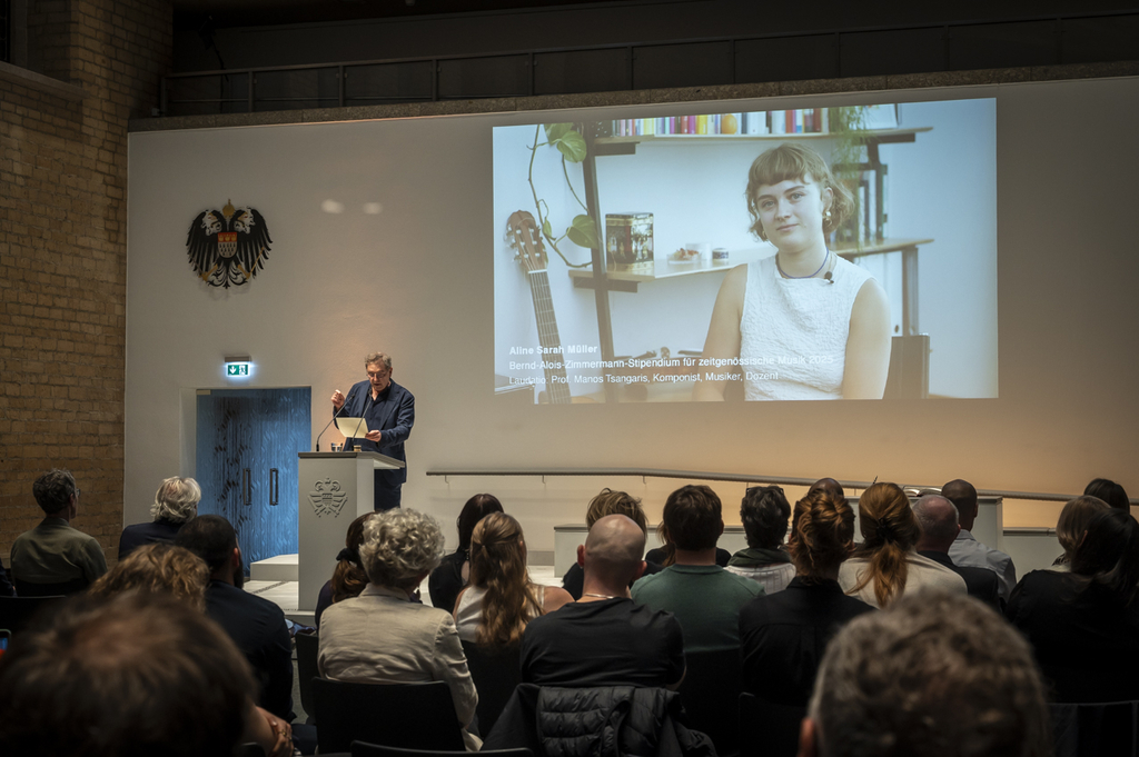 Laudatio von Prof. Manos Tangaris 