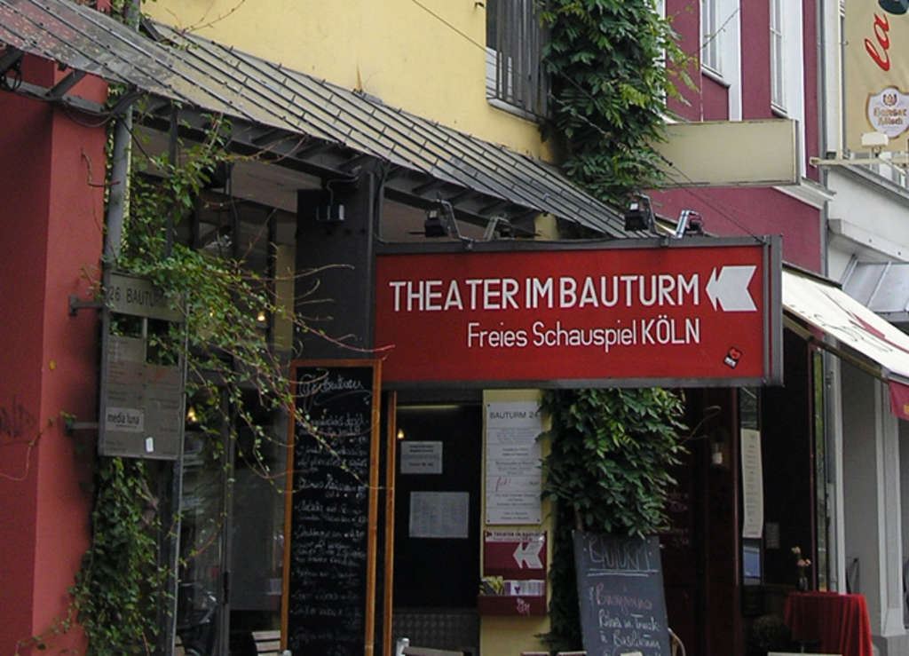 Theater im Bauturm: Außenansicht