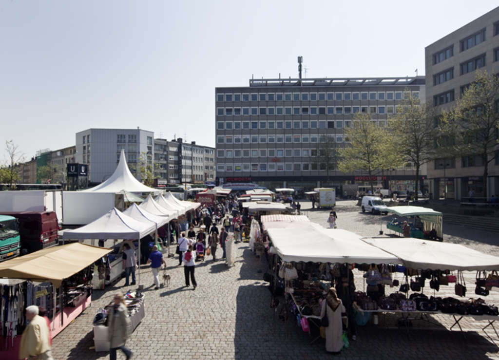 Wochenmarkt Mülheim, Wiener Platz