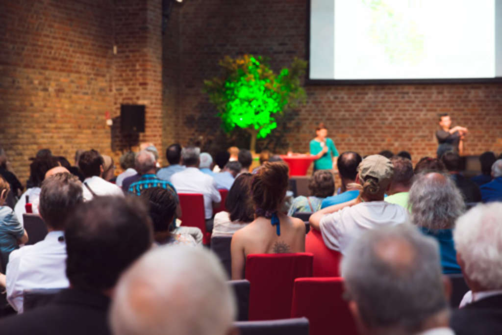 Stadtgespräch am 3. Juli 2018 in den BALLONI Hallen