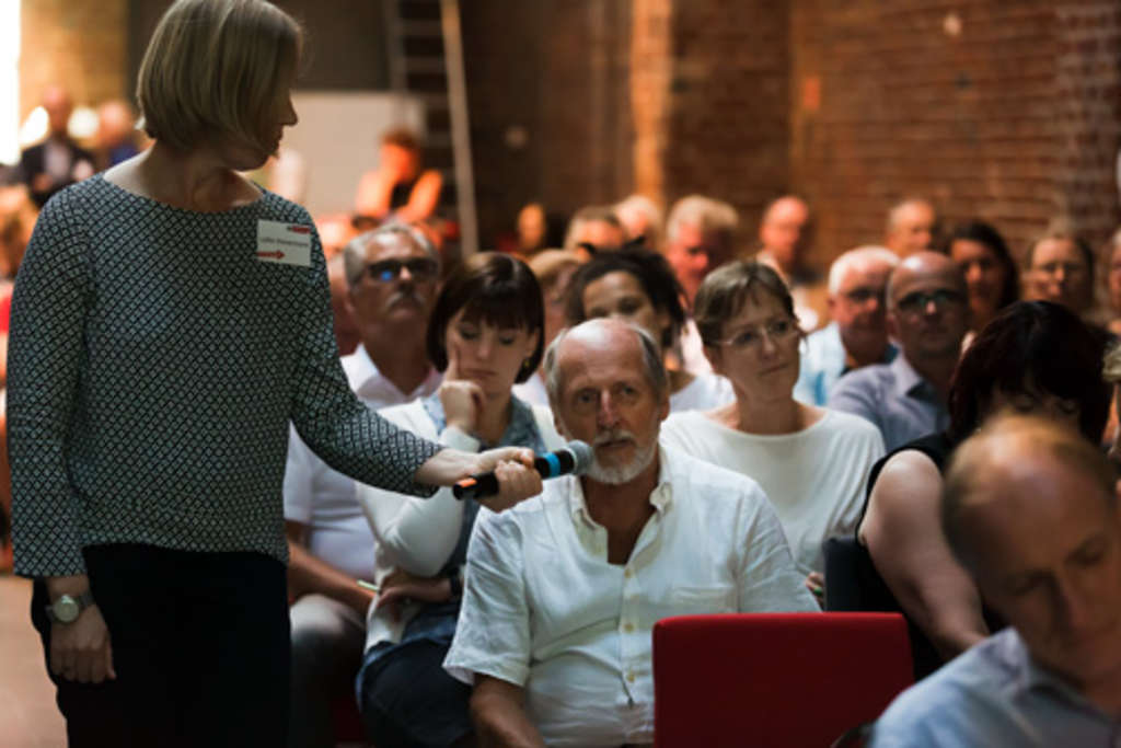 Stadtgespräch am 3. Juli 2018 in den BALLONI Hallen