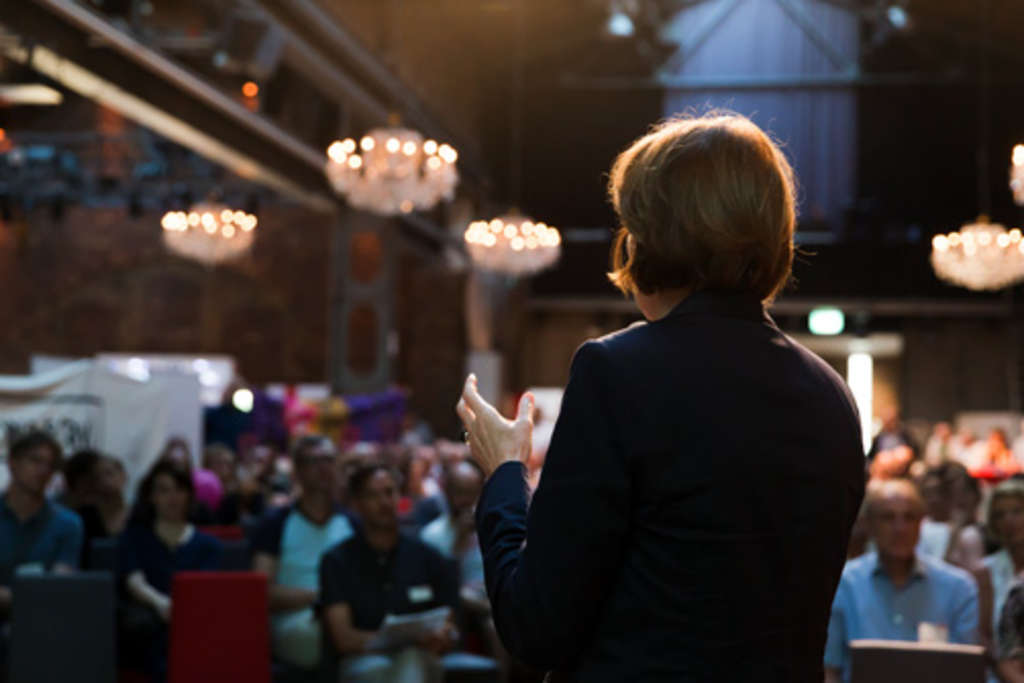 Stadtgespräch am 3. Juli 2018 in den BALLONI Hallen