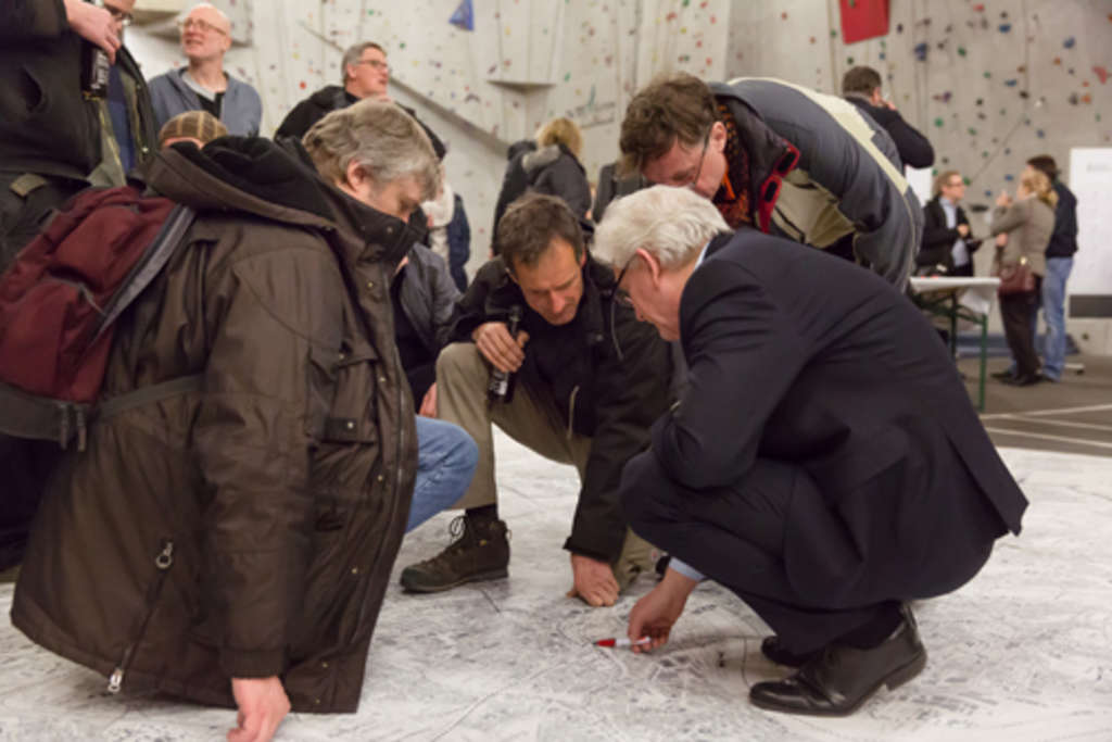 Stadtgespräch am 28. Februar 2018 in den AbenteuerHallenKALK