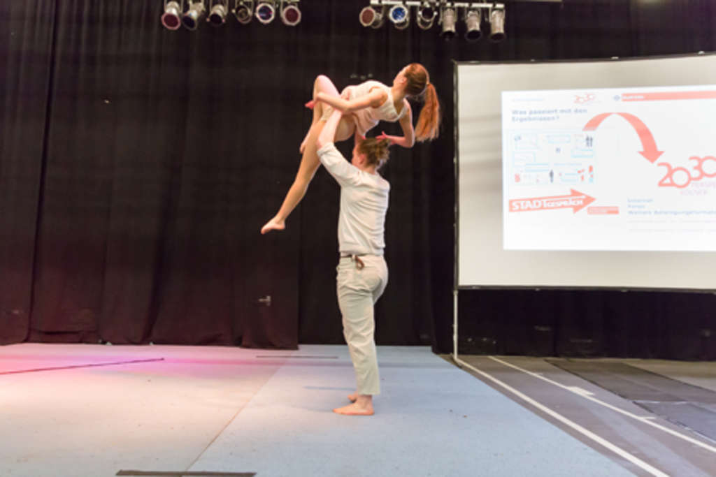 Stadtgespräch am 28. Februar 2018 in den AbenteuerHallenKALK