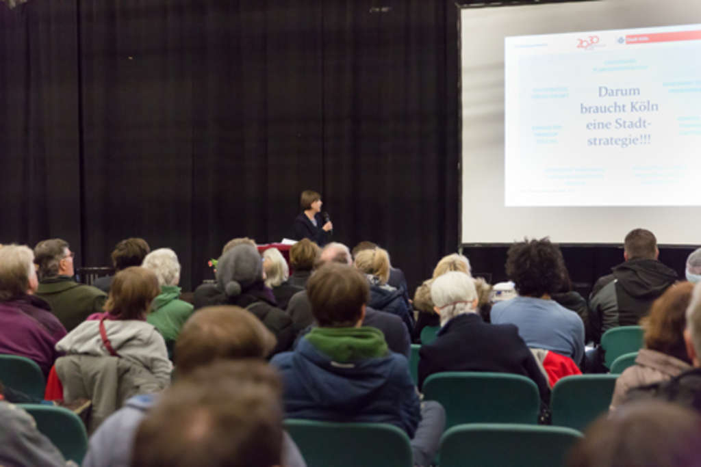 Stadtgespräch am 28. Februar 2018 in den AbenteuerHallenKALK