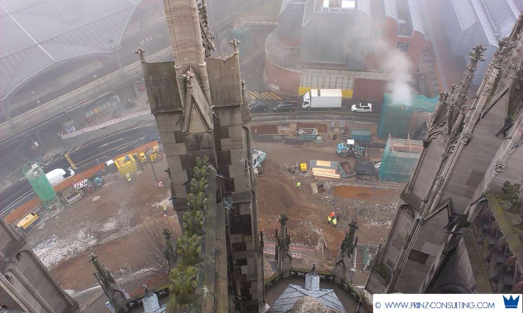 Blick vom Dom auf die Baustelle an der Ostseite (November 2013)