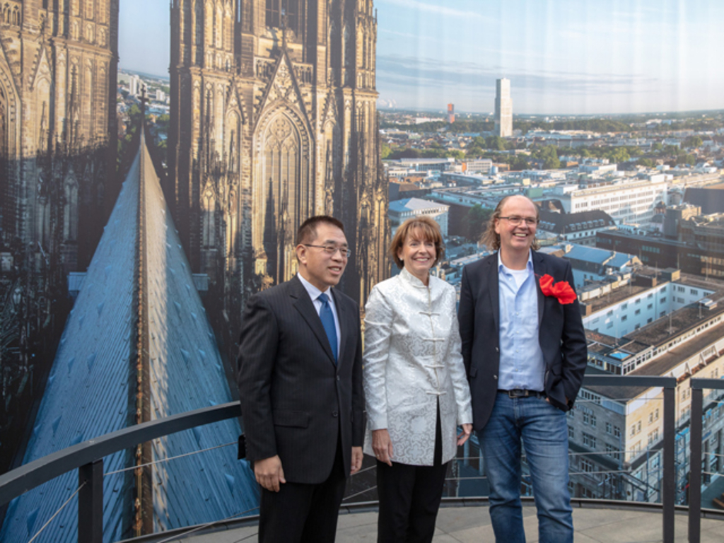 Oberbürgermeisterin Reker wirbt in China für den Wirtschaftsstandort Köln