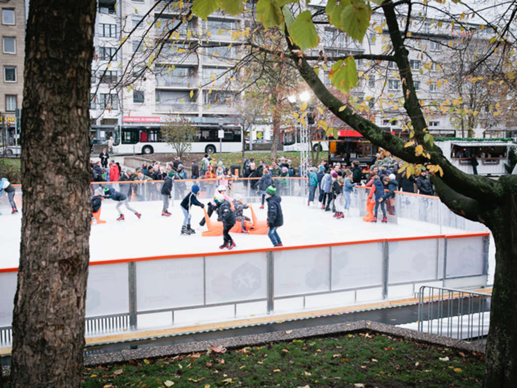 Piethan Ebertplatz Schlittschuhbahn Fb