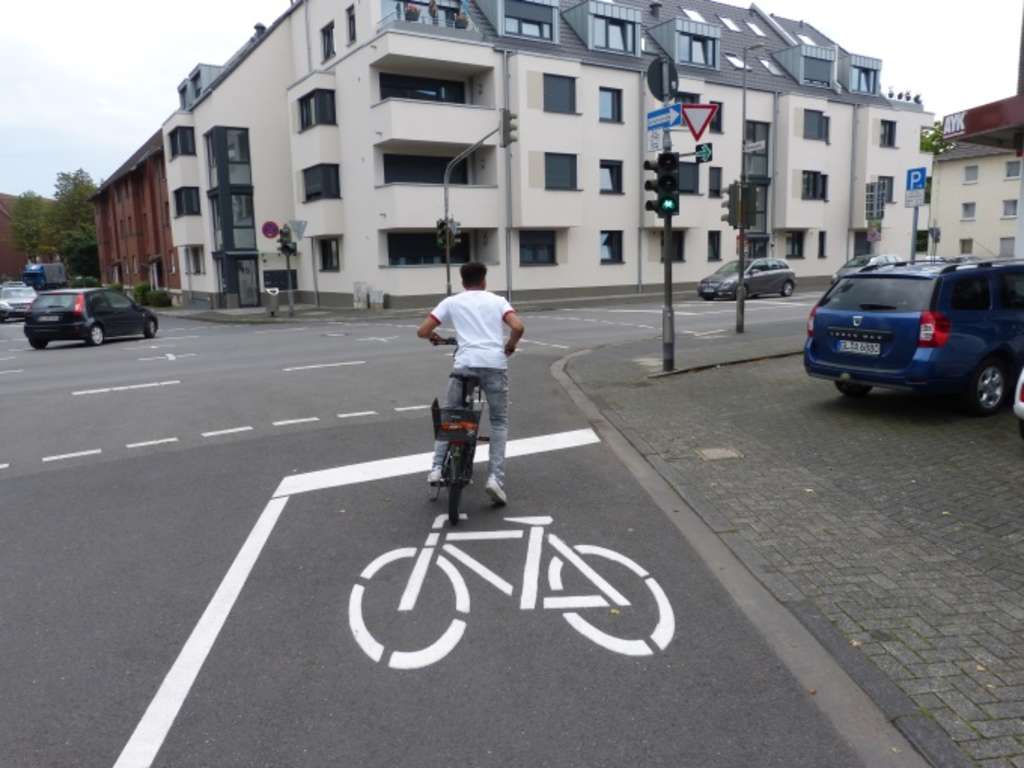 Öffnung Einbahnstraßen für gegenläufigen Radverkehr in Porz