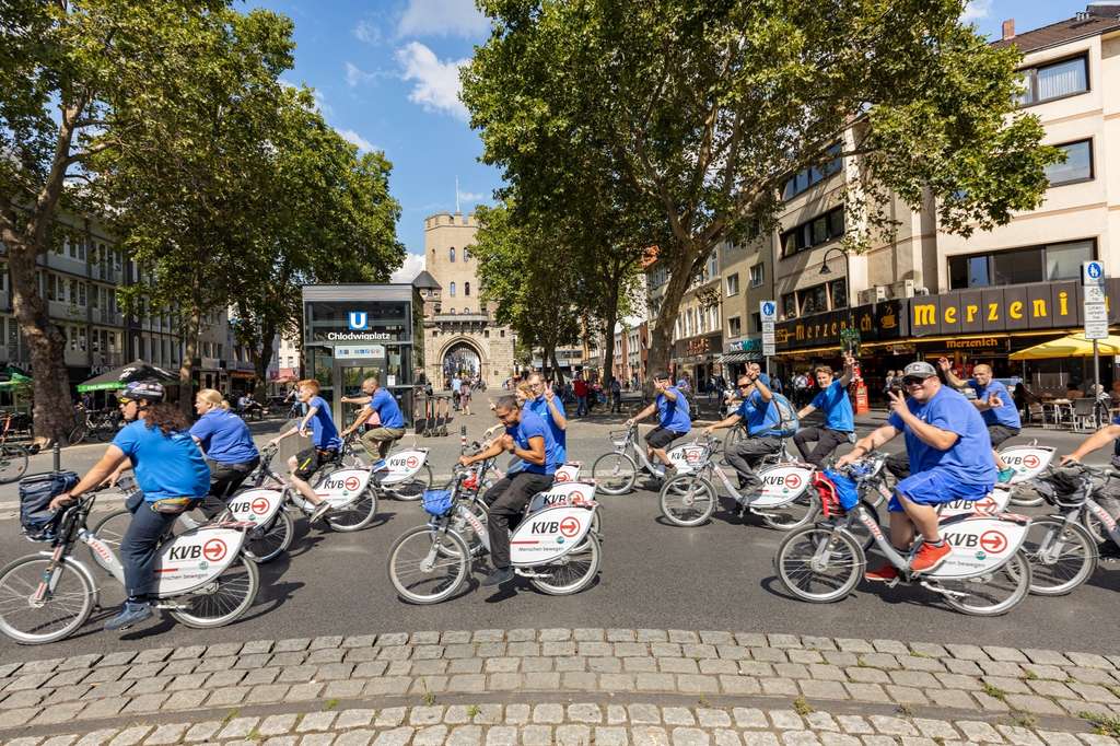 Iii Foto Kvb-rad Chlodwigplatz 1