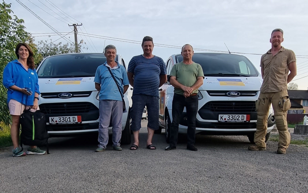 01 3 Foto Übergabe Dnipro