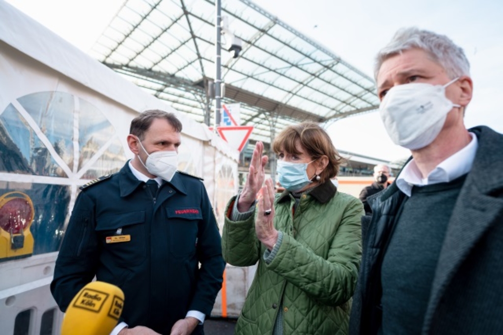 Ankunftszentrum Ukraine Dr. Miller OB Reker