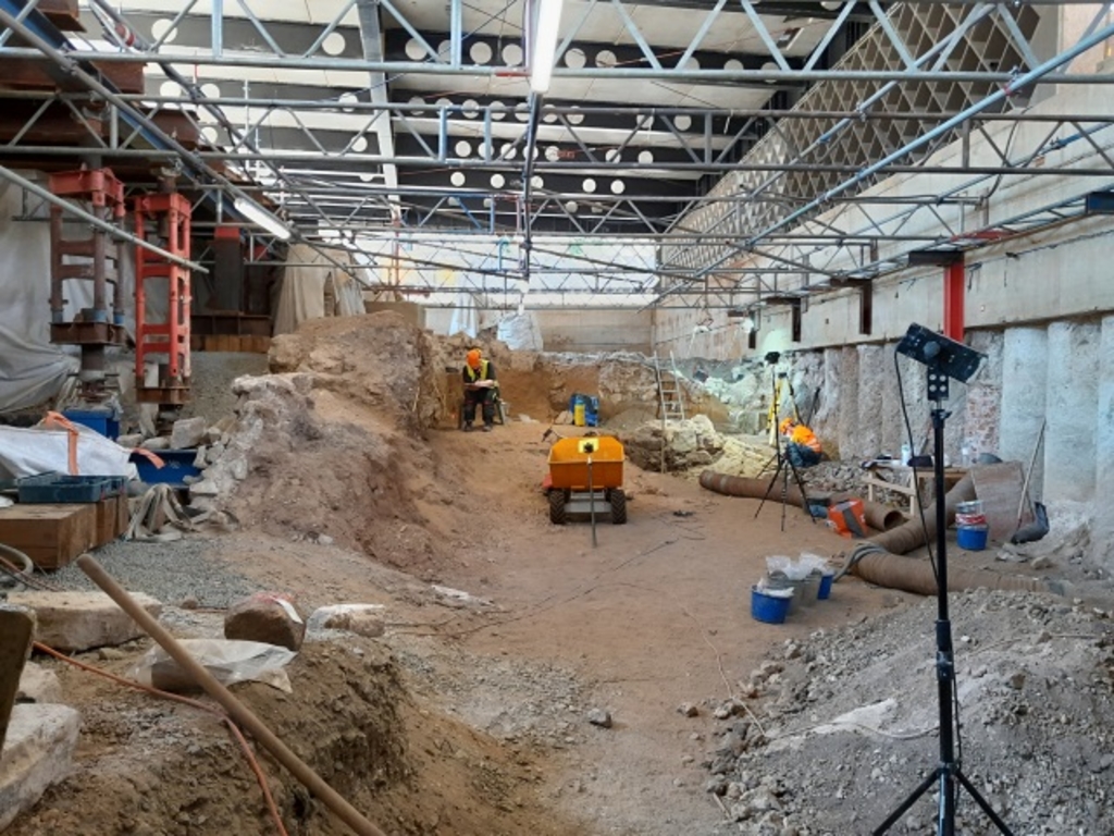 26 Miqua Archäologische Wände Unter Stahlbau Stadt Köln Klein