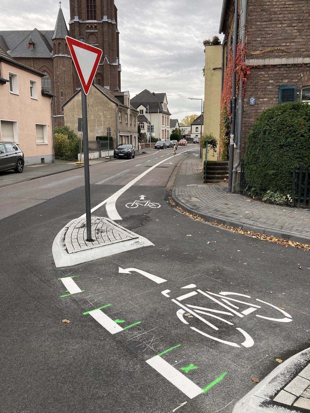 Iii 68 Foto Neue Radverkehrsführung Köln-zündorf 1