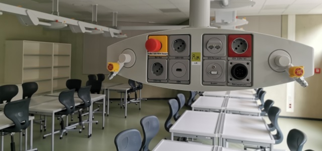  Naturwissenschaftliches Zentrum Gesamtschule Holweide