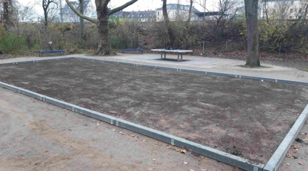 fertig gestellte Bouleanlage