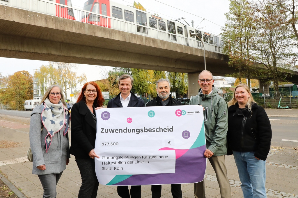 Übergabe des Förderbescheids